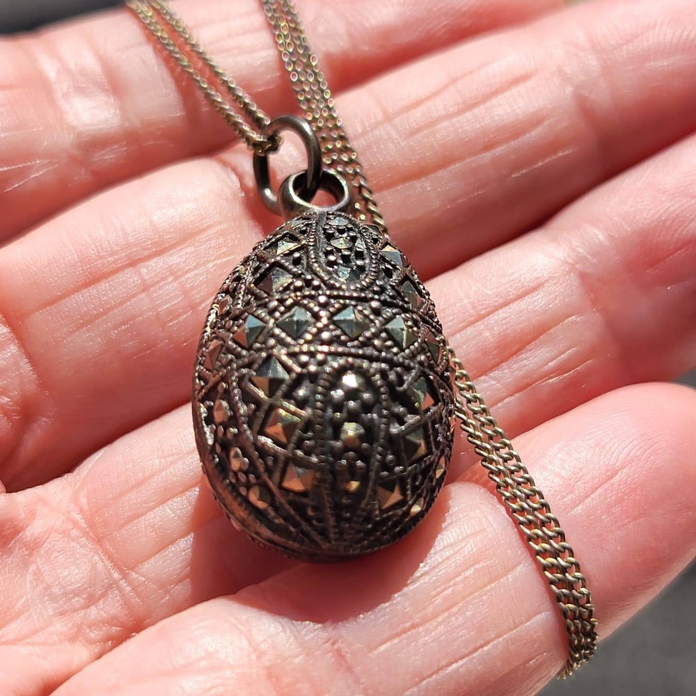 Vintage Marcasite Style Metal Egg Pendant Necklace Black Silver Tone Ornate